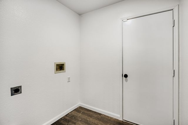 1837 Cool Springs Drive, Mesquite, TX 75181