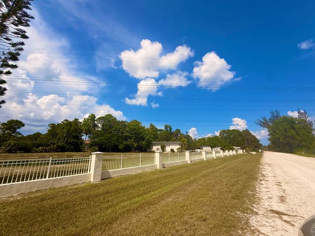 13348 63rd Lane N, West Palm Beach, FL 33412