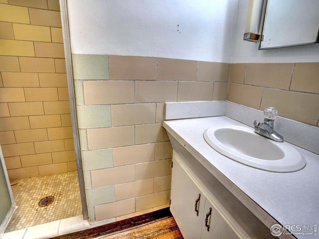 315 E 6th St, Julesburg, CO 80737