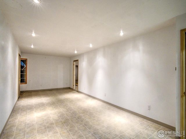 315 E 6th St, Julesburg, CO 80737