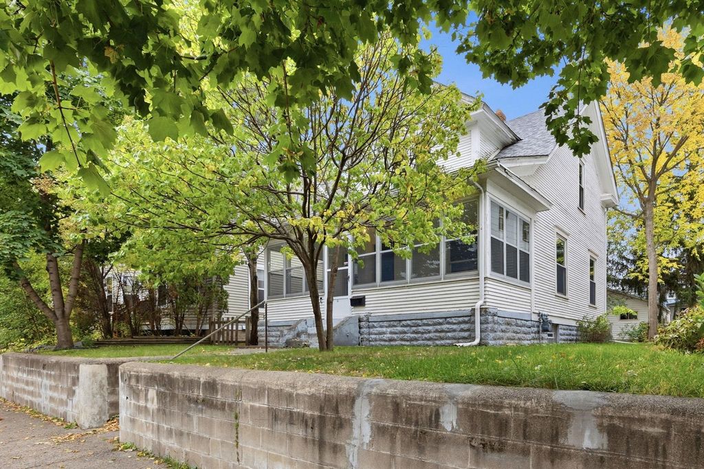 2636 Aldrich Avenue S, Minneapolis, MN 55408 — photo 2