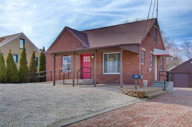 1933 Whipple Avenue NW, Canton, OH 44708