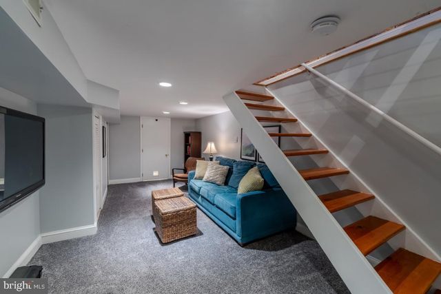 2517 FLEET ST, Baltimore, MD 21224