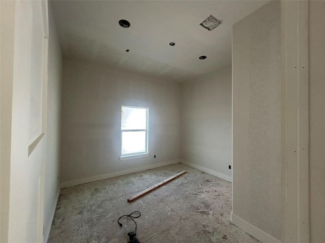 793 Road 5603, Cleveland, TX 77327