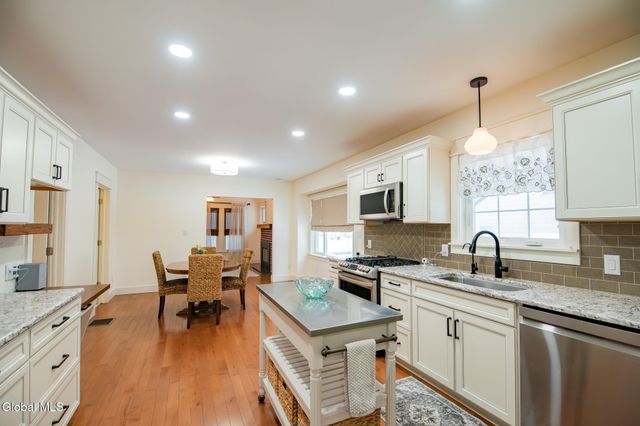 7 Jackson Avenue, South Glens Falls, NY 12803