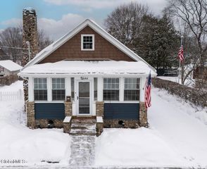 7 Jackson Avenue, South Glens Falls, NY 12803