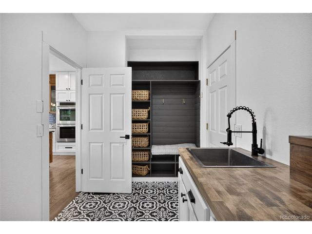 1081 Foursome Dr, Castle Rock, CO 80104