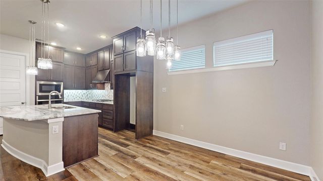 1537 Kessler Drive, Carrollton, TX 75006