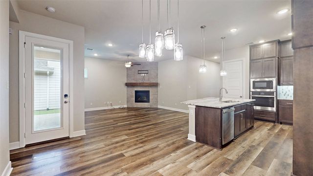1537 Kessler Drive, Carrollton, TX 75006