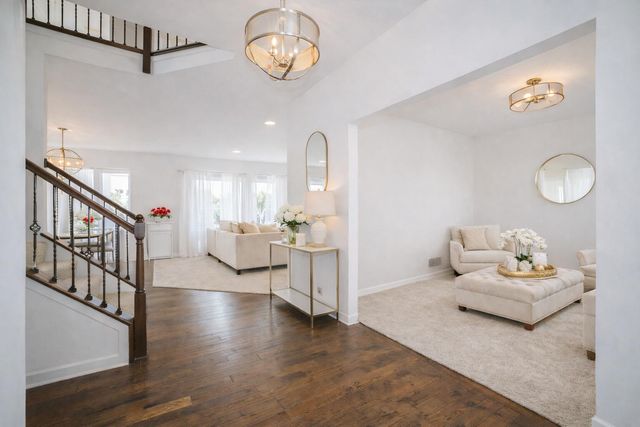 8569 Marshall Street, Merrillville, IN 46410