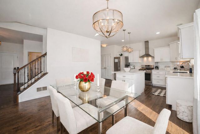 8569 Marshall Street, Merrillville, IN 46410