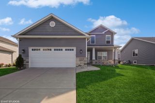 8569 Marshall Street, Merrillville, IN 46410