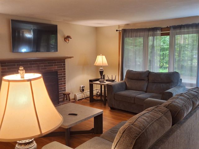 7 Will Drive, New Ipswich, NH 03071