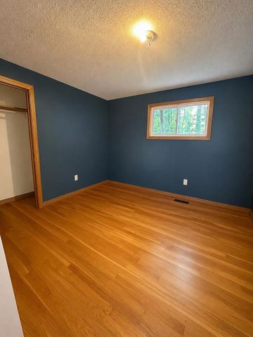 7 Will Drive, New Ipswich, NH 03071