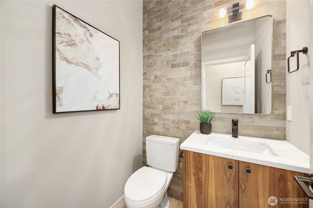 8108 126th Avenue NE, Kirkland, WA 98033