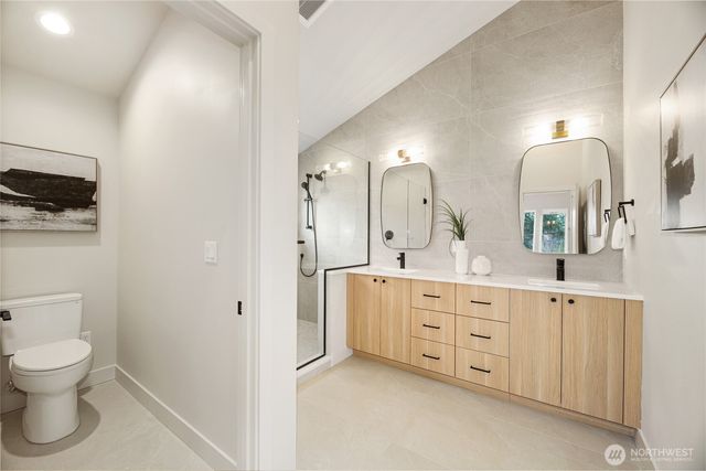 8108 126th Avenue NE, Kirkland, WA 98033