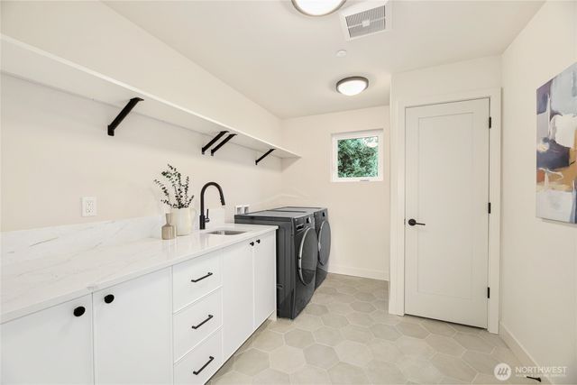 8108 126th Avenue NE, Kirkland, WA 98033