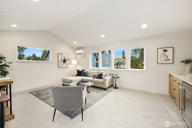 8108 126th Avenue NE, Kirkland, WA 98033