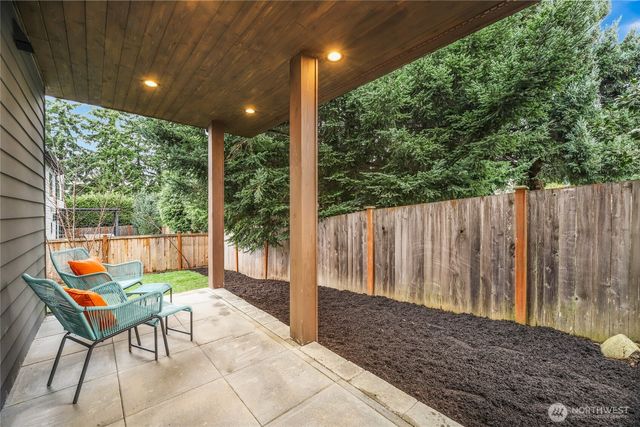 8108 126th Avenue NE, Kirkland, WA 98033