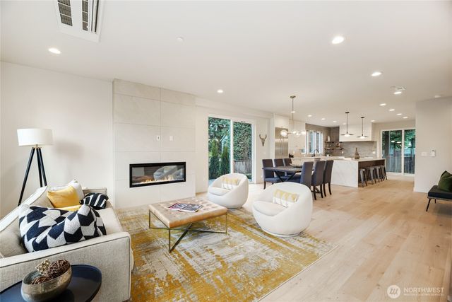 8108 126th Avenue NE, Kirkland, WA 98033