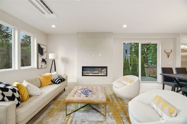 8108 126th Avenue NE, Kirkland, WA 98033