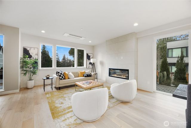 8108 126th Avenue NE, Kirkland, WA 98033