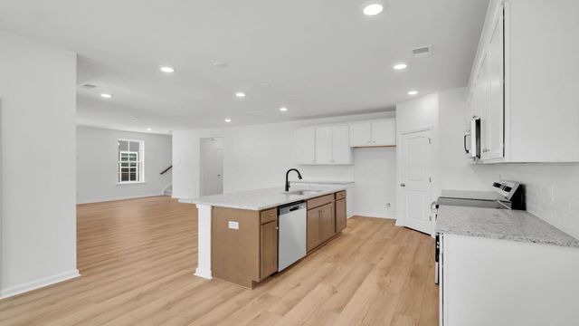 439 Cadbury Loop, Summerville, SC 29486