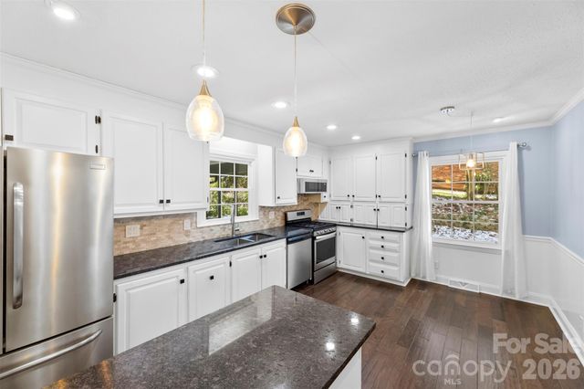 501 Eastwood Drive, Gastonia, NC 28054