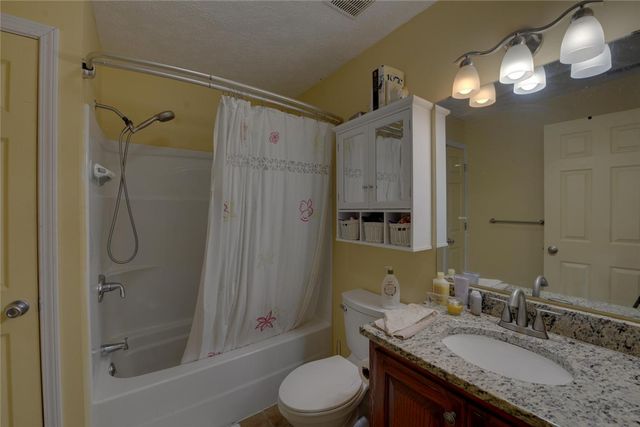 148 Brown Circle, Hartwell, GA 30643