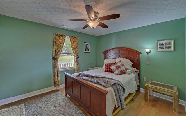 148 Brown Circle, Hartwell, GA 30643