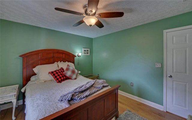 148 Brown Circle, Hartwell, GA 30643