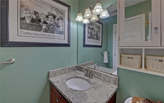 148 Brown Circle, Hartwell, GA 30643