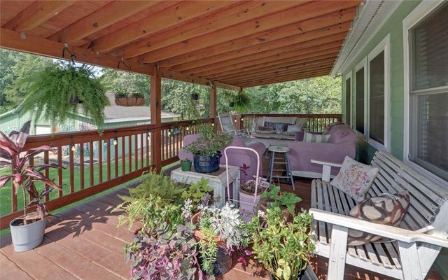 148 Brown Circle, Hartwell, GA 30643