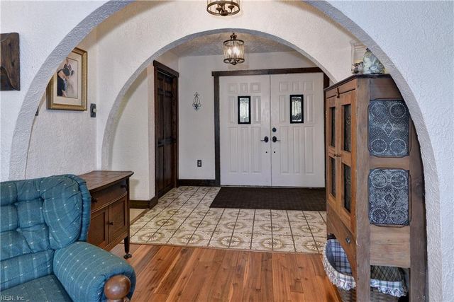 15465 Holly DR, Smithfield, VA 23430