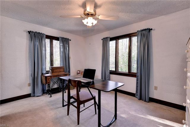 15465 Holly DR, Smithfield, VA 23430