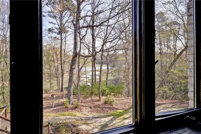 15465 Holly DR, Smithfield, VA 23430