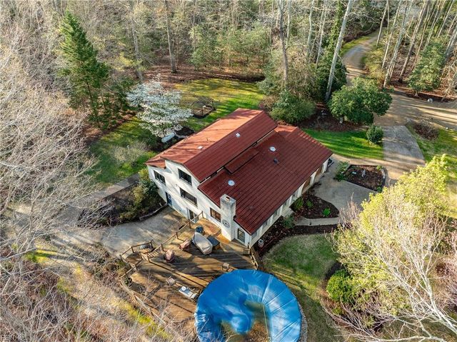 15465 Holly DR, Smithfield, VA 23430