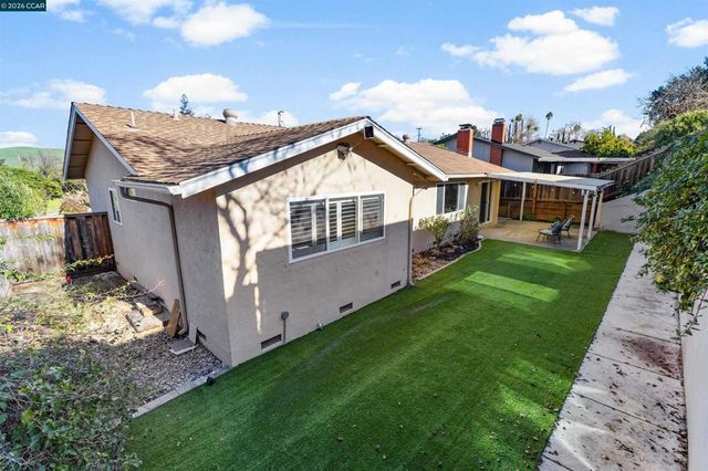 2283 Panoramic Dr, Concord, CA 94520