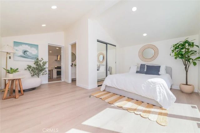 920 W Balboa, Newport Beach, CA 92661