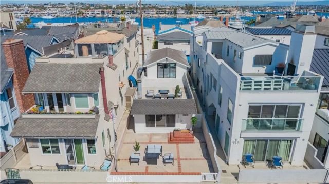 920 W Balboa, Newport Beach, CA 92661