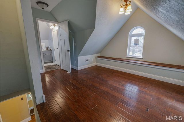 411 Center Street, Farmington, MO 63640