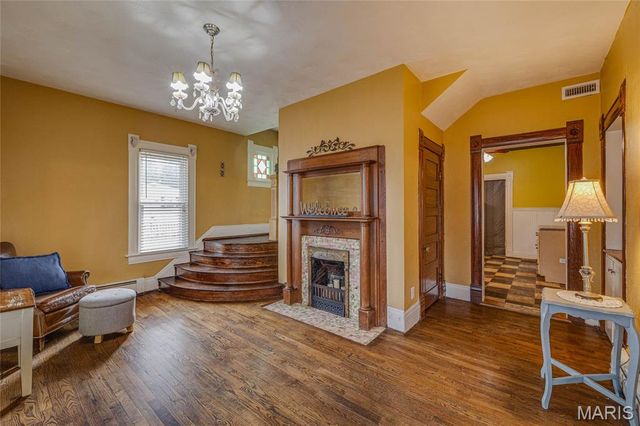 411 Center Street, Farmington, MO 63640