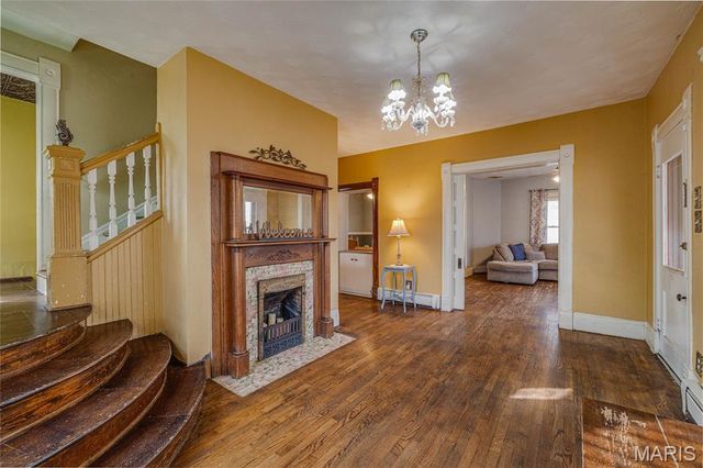 411 Center Street, Farmington, MO 63640