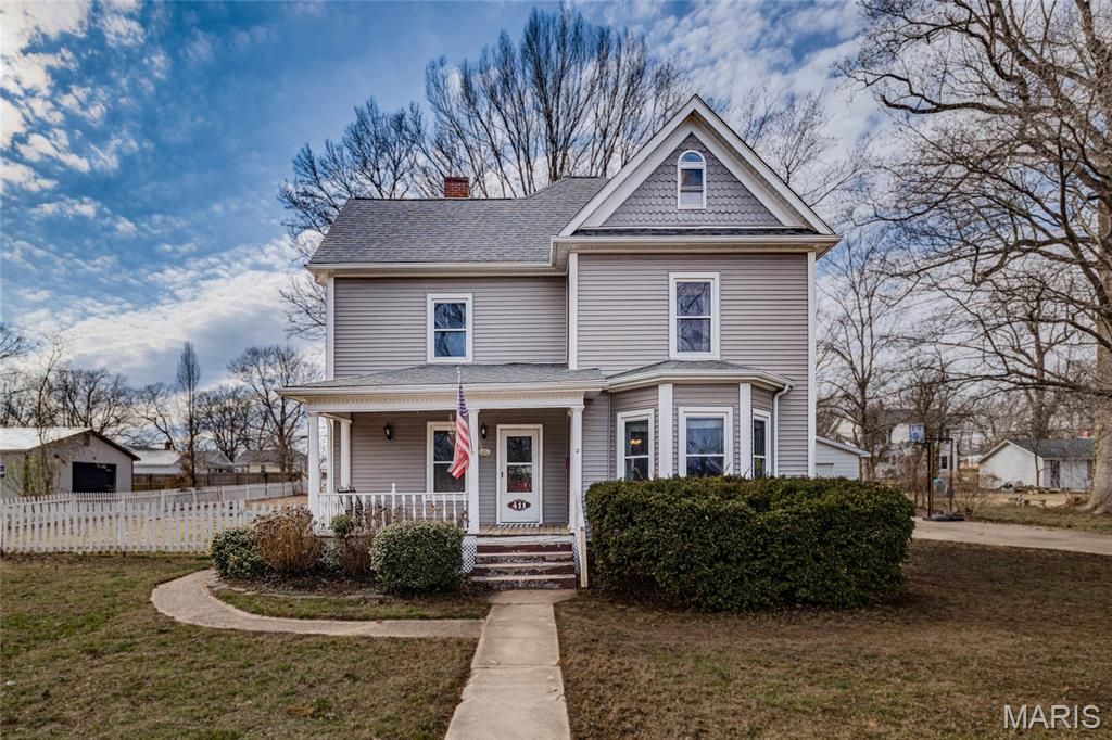 411 Center Street, Farmington, MO 63640