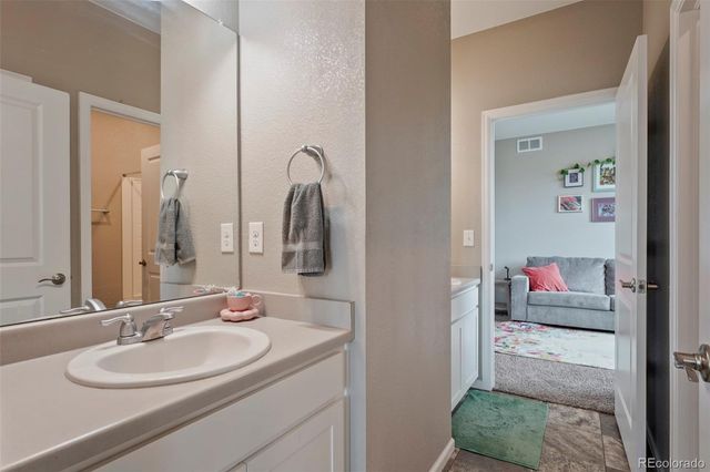 26893 E Archer Avenue, Aurora, CO 80018