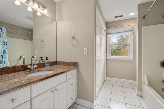 16 Heather Lane, Southborough, MA 01772