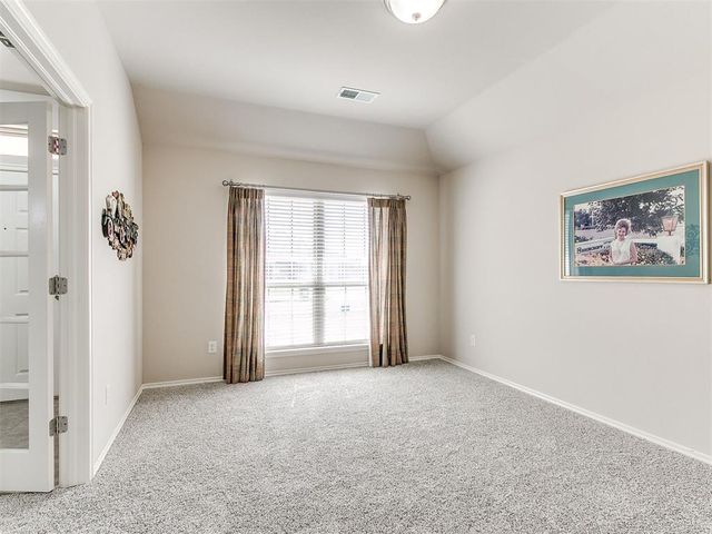 2129 Appalachian Trail, Edmond, OK 73003