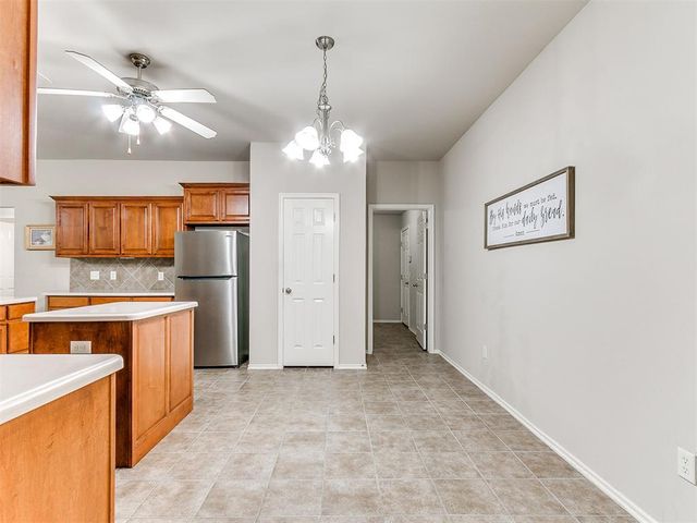 2129 Appalachian Trail, Edmond, OK 73003