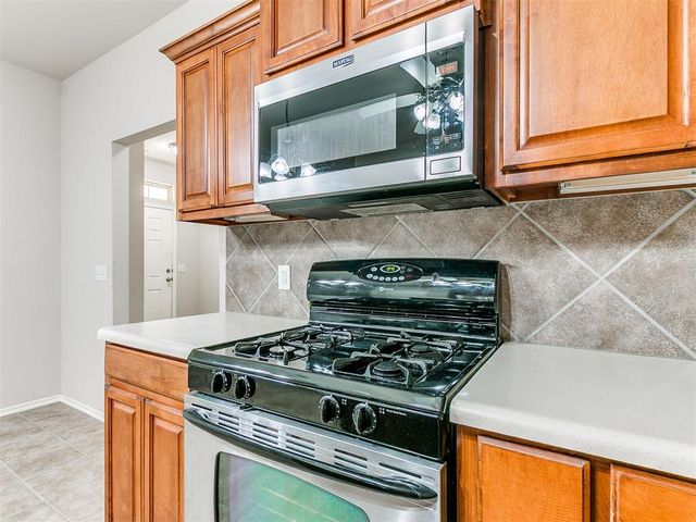 2129 Appalachian Trail, Edmond, OK 73003