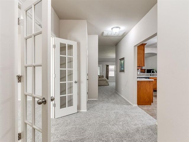 2129 Appalachian Trail, Edmond, OK 73003